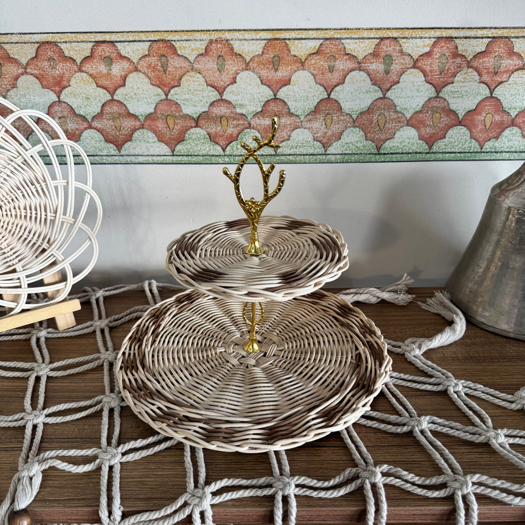 Rattan Sunumluk