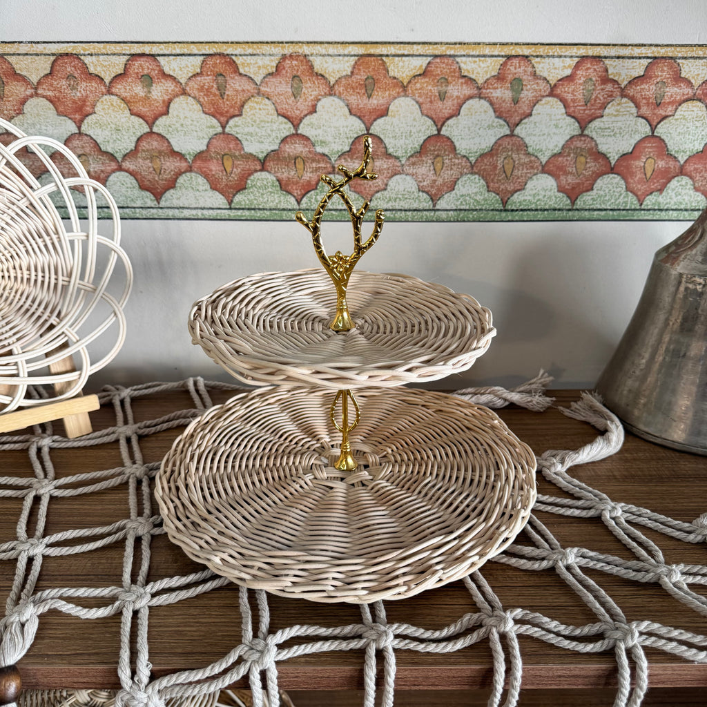 Rattan Sunumluk